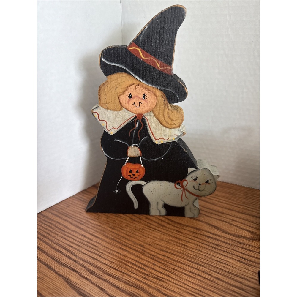 Vintage Halloween Witch Wood Decoration Hand Painted Primitive Country Cottage